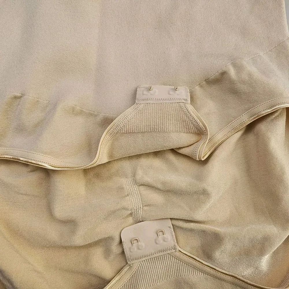 NWT Assest Spanx Bodysuit L Beige‎ Adjustable Strap Hook Eye Control Shapewear